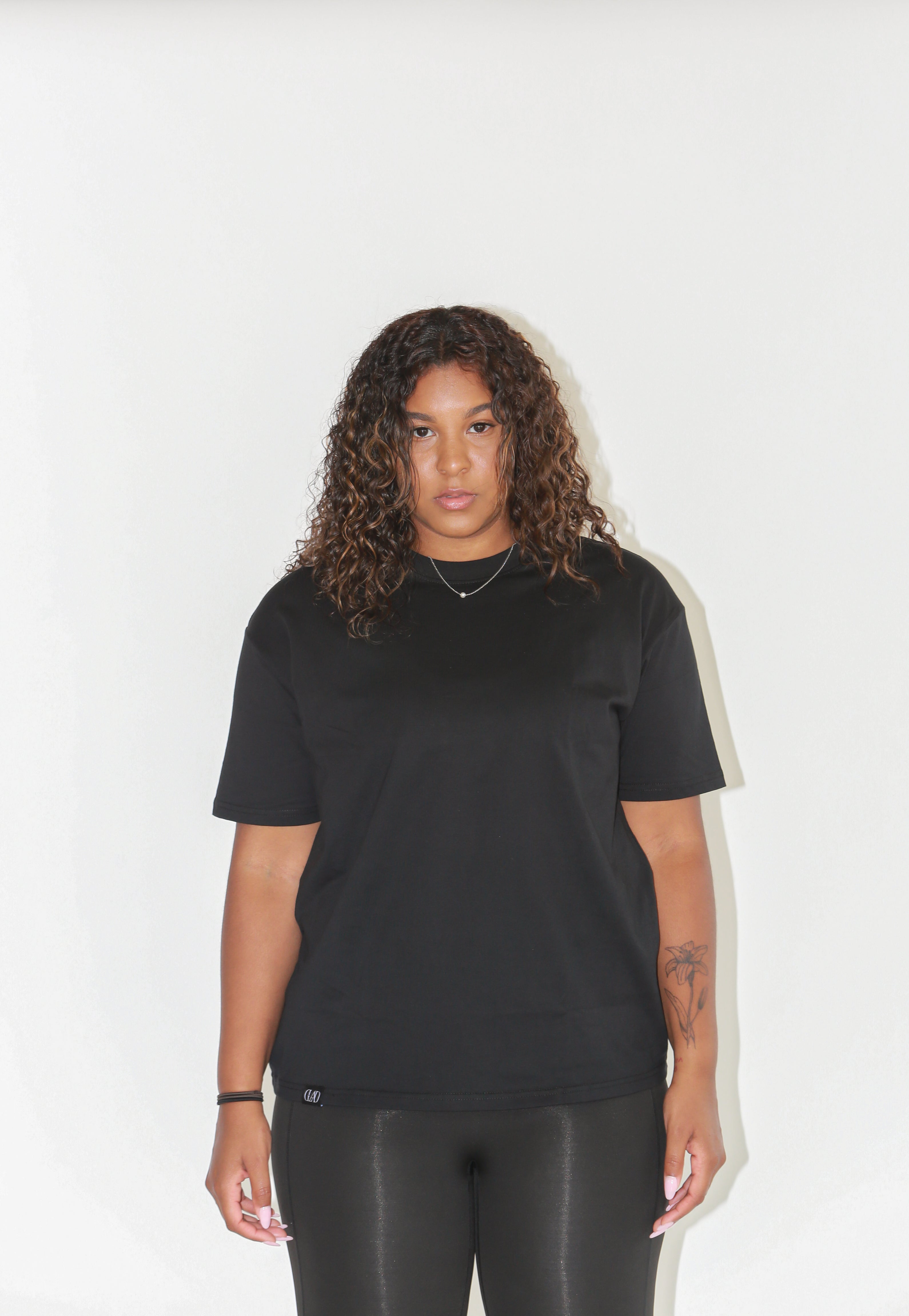 GLAD BOX TEE